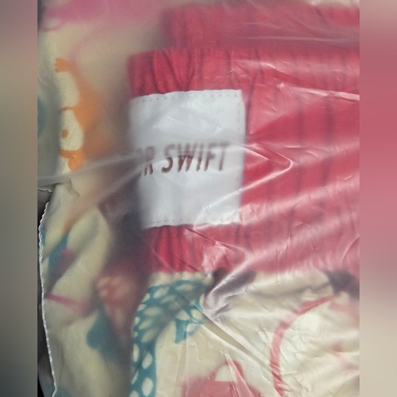 We Are Never Ever Ever Getting Back Together Pajama Set - Picture 8 of 8